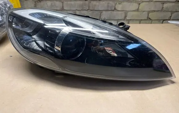 Volvo V40 Headlight/headlamp 31420010 7227200001 3000611626