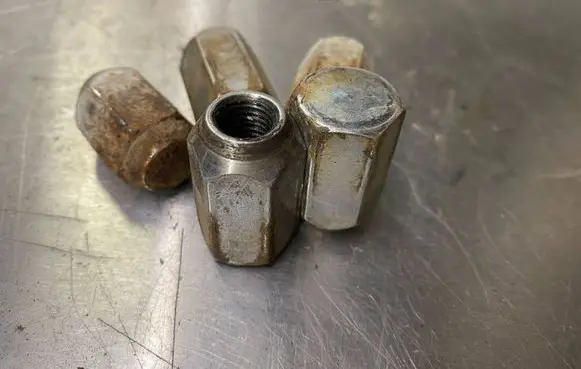 Honda HR-V Nuts/bolts 