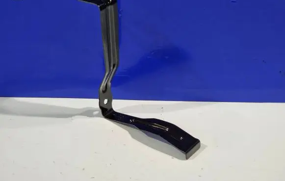 Volvo XC40 Battery bracket 32219210