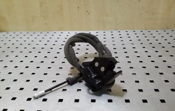 Loading door lock