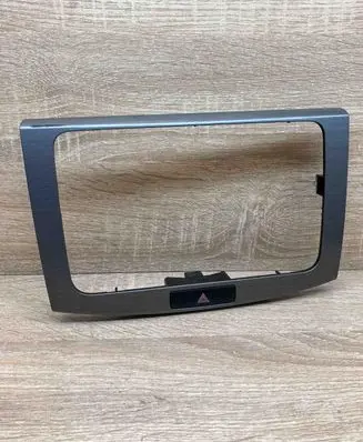 Volkswagen PASSAT B7 Radio/GPS head unit trim 3AA858069H