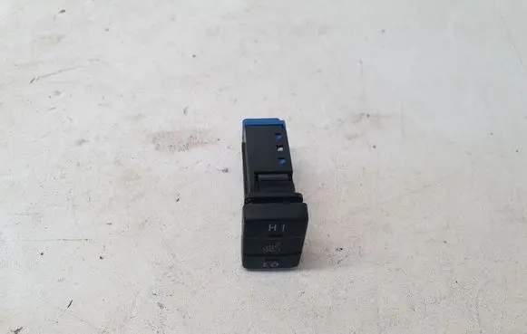 Toyota Auris E180 Seat heating switch 191698