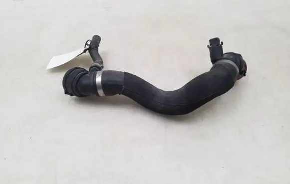 BMW 5 F10 F11 Engine coolant pipe/hose 7575427