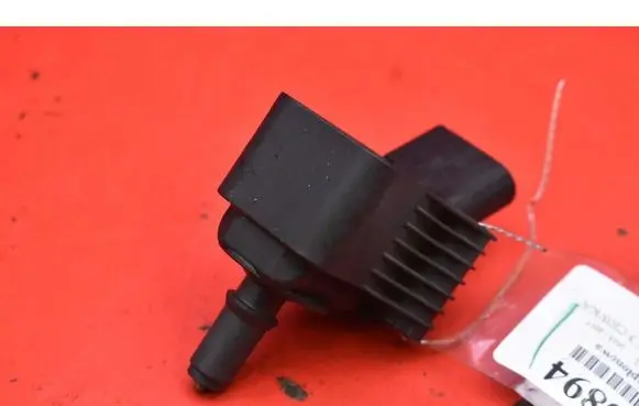 Skoda Octavia Mk3 (5E) High voltage ignition coil 04C905110H