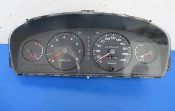 Hyundai Sonata Speedometer (instrument cluster)