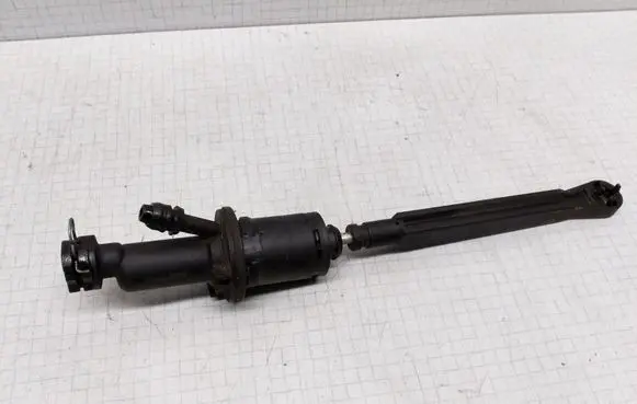 Peugeot 307 Clutch slave cylinder 