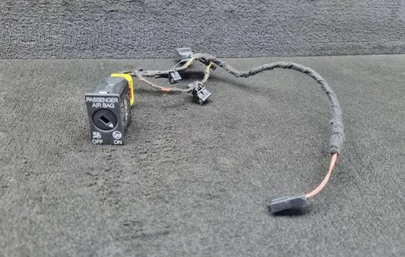 Audi A4 S4 B9 Passenger airbag on/off switch 5Q0919237 8W0971679E