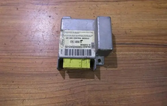 Ford Mondeo MK II Airbag control unit/module 7bg14b056dc 501245246005