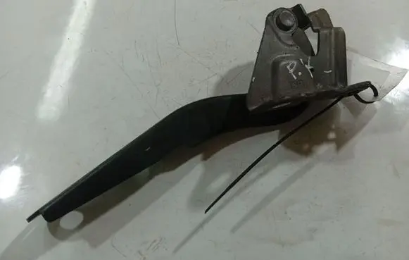 Toyota Avensis T270 Engine bonnet/hood hinges 