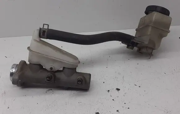 Nissan Murano Z50 Master brake cylinder 80236A 80236B