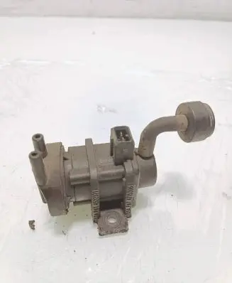 Opel Zafira A Turbo solenoid valve 4715396 4522371