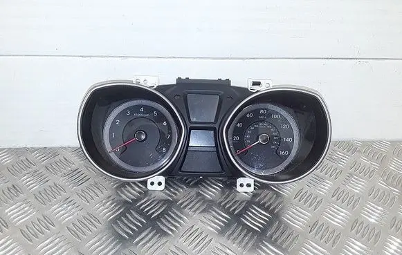 Hyundai i30 Speedometer (instrument cluster) 94003a6275