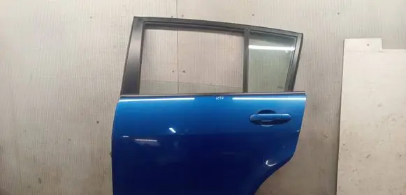 Nissan Tiida C11 Rear door 