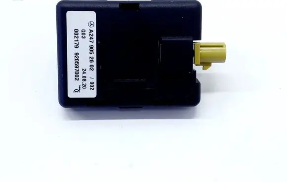 Mercedes-Benz GLA H247 Aerial antenna amplifier A2479052602