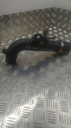 Toyota Avensis T250 Intercooler hose/pipe 173620R011