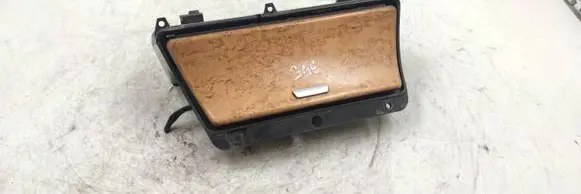 Ashtray (front)