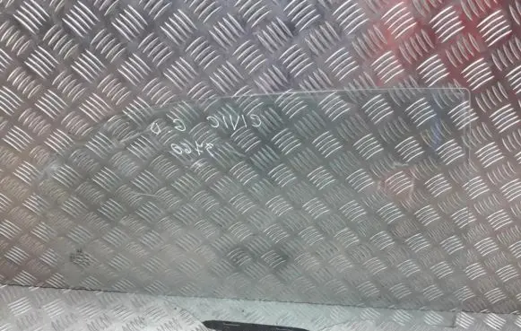 Honda Civic IX Rear door window glass
