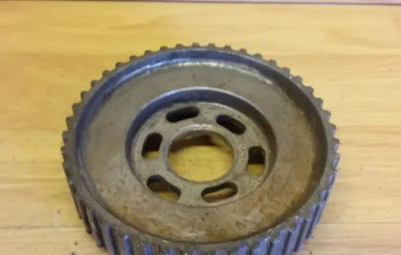 Skoda Octavia Mk2 (1Z) Fuel pump gear (pulley) 038130111B
