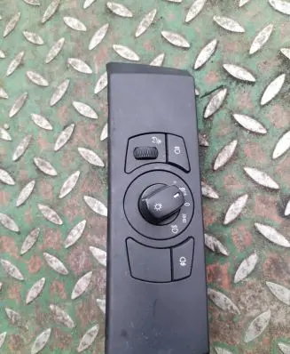 BMW 5 E60 E61 Light switch 6925287