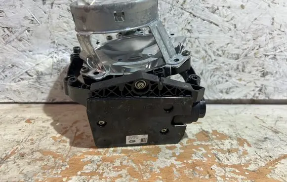 Skoda Octavia Mk2 (1Z) Headlight part 16252715