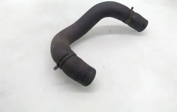 Land Rover Discovery 3 - LR3 Engine coolant pipe/hose
