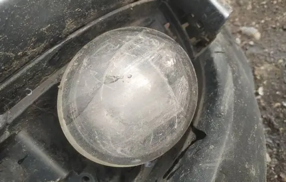 Volkswagen Touran I Front fog light