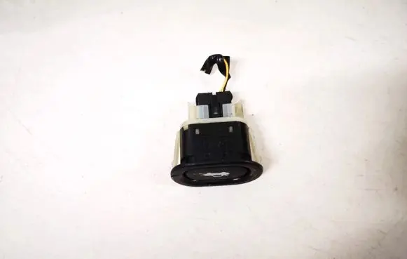 Saab 9-5 Tailgate opening switch 4733440