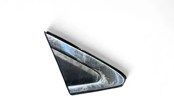 Chrysler Pacifica Fender trim (molding) 7407a352