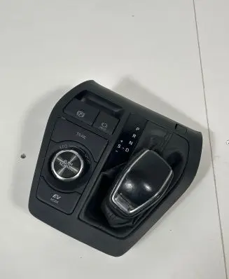 Toyota RAV 4 (XA50) Center console 5880442460