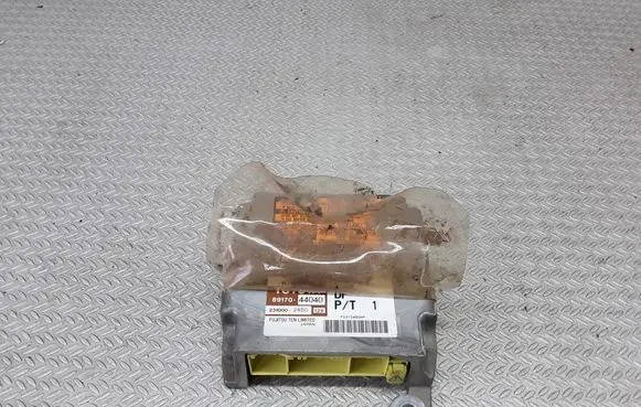 Toyota Avensis Verso Airbag control unit/module 8917044040
