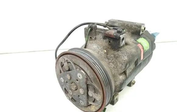 Volkswagen PASSAT B5 Air conditioning (A/C) compressor (pump) 8D0260805D 5060310780