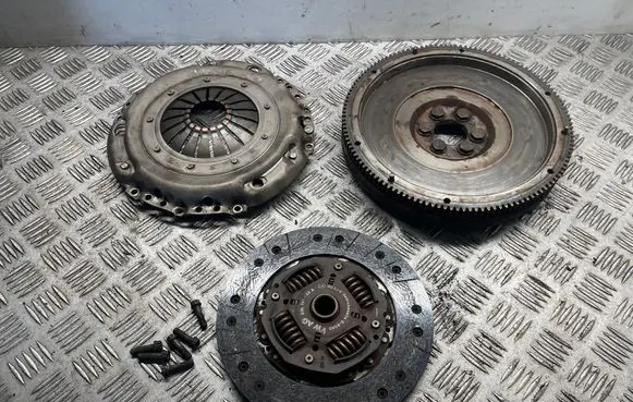 Skoda Superb B6 (3T) Clutch set kit 03L141032A