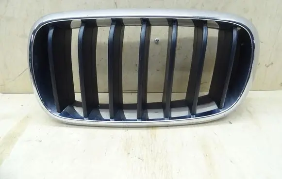 BMW X5 F15 Front bumper upper radiator grill