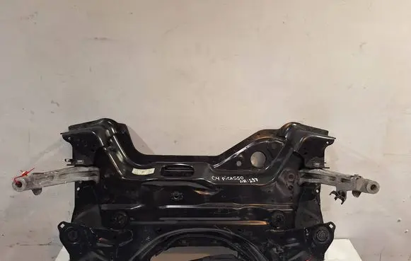 Peugeot 308 Front subframe