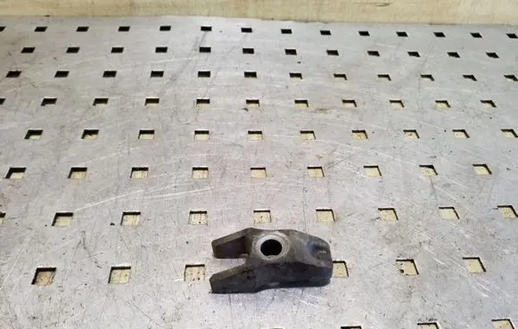 Volkswagen Transporter - Caravelle T4 Fuel Injector clamp holder