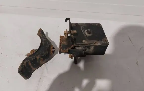 Ford F150 Spare wheel mounting bracket 9L3Z1A131A