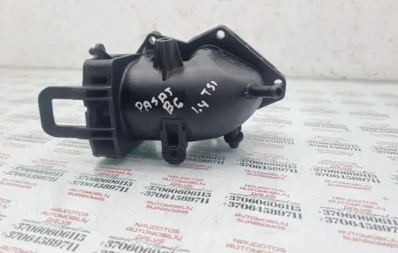 Volkswagen PASSAT B6 Air intake duct part 03C129721D