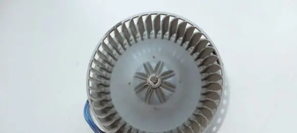 Toyota Land Cruiser (J100) Heater fan/blower DENSO194000