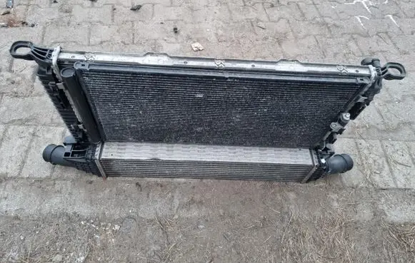 Audi A5 8T 8F Radiator set 8K0121251T 8T0260401