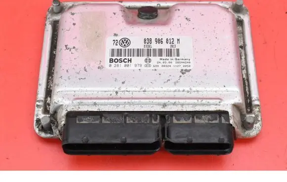 Volkswagen Golf IV Engine control unit/module ECU 038906012M