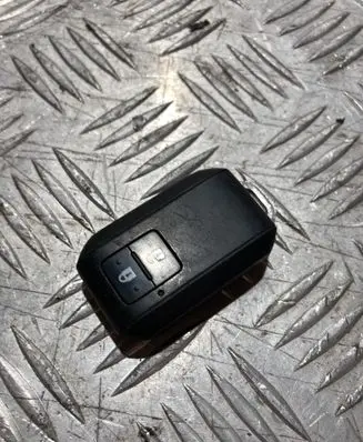 Suzuki Swift III Ignition key/card PK18514