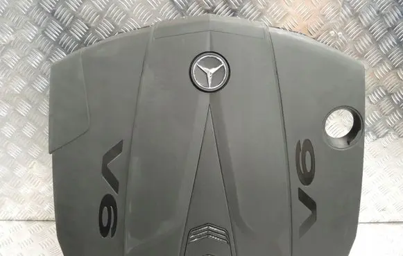 Mercedes-Benz G W463 2nd Gen Engine cover (trim) A6420106567 350CDI
