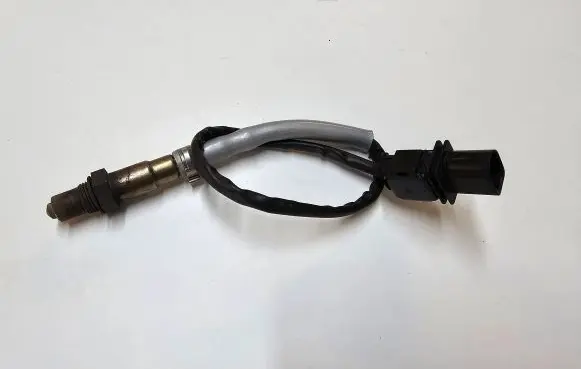 Volkswagen Tiguan Lambda probe sensor 06J906262M