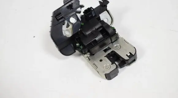 Audi A5 Sportback 8TA Tailgate/trunk/boot lock/catch/latch 8K9827505A