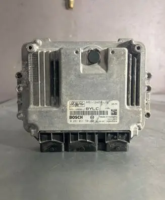 Ford Focus Engine control unit/module 8M5112A650LC 1039S259