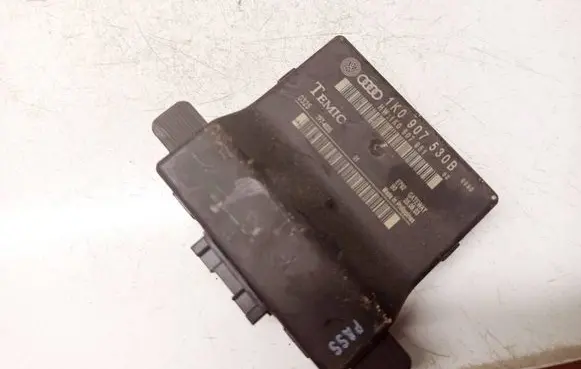 Audi A3 S3 8P Door control unit/module 1K0907530B