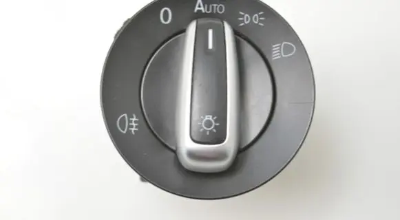 Volkswagen PASSAT B7 Light switch 3C8941431