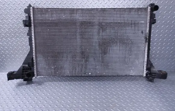 Renault Master III Coolant radiator 214106556R