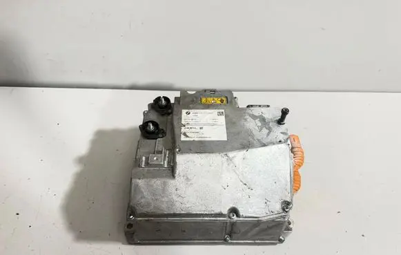 BMW i4 Voltage converter inverter 5B3E9B8 5B93CE6
