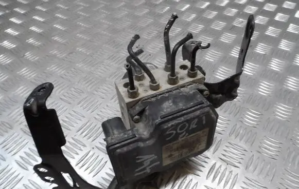 Mini One - Cooper Coupe R56 ABS Pump 6866011 54086588A 17723710